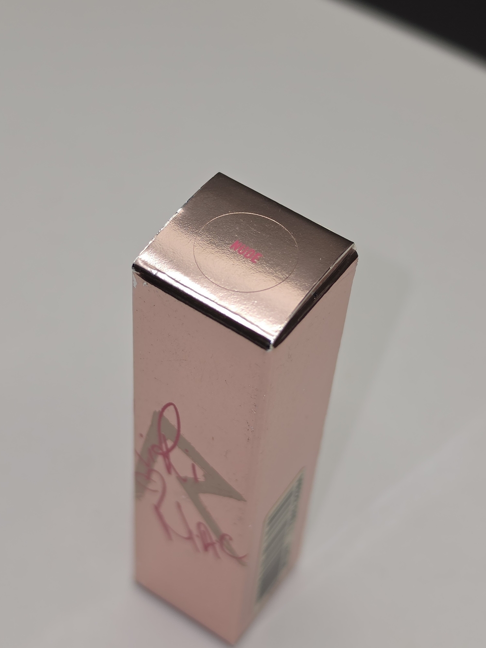 LIMITED EDITION MAC × RIRI COLLECTION LIPSTICK- "NUDE" - Picture 4 of 8